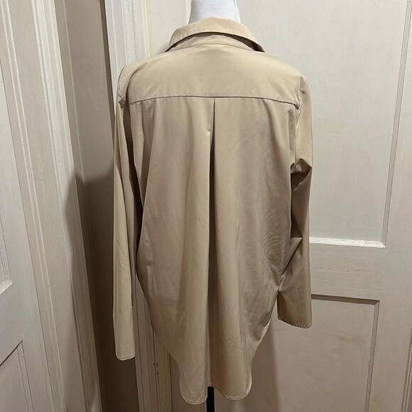 Women's XL Calvin Klein khaki button down with lovely details - plus size! - Picture 5 of 10